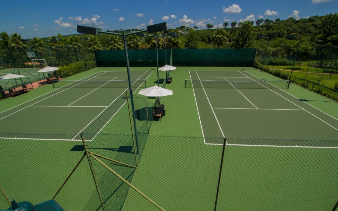 Uso das quadras de tênis do Clube da Mata