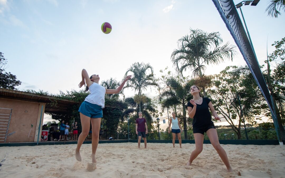 Confira os registros do 1º Sunset de Vôlei de Praia