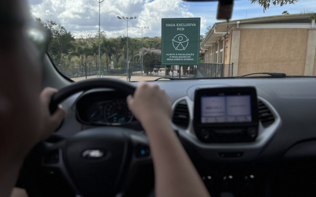 Adequação de vagas de estacionamento PcD