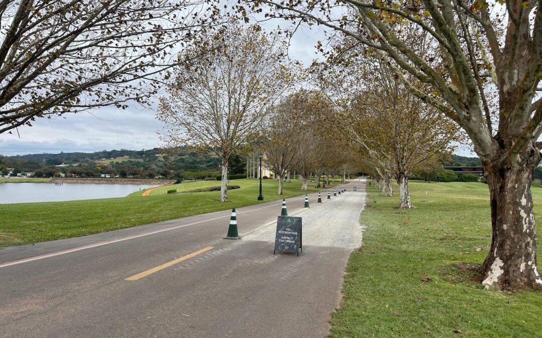 Manutenção na Alameda das Imburanas